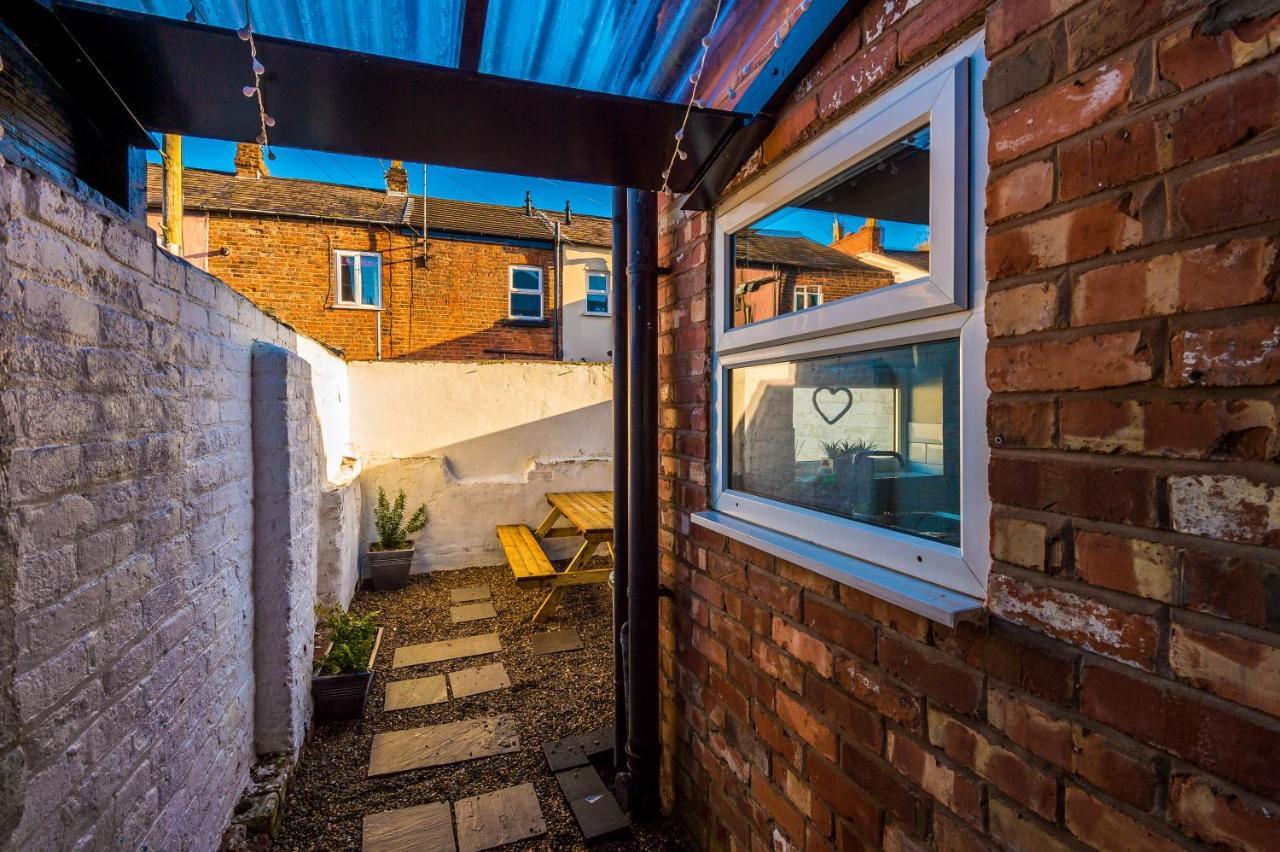 Cornwall House Chester Exterior photo